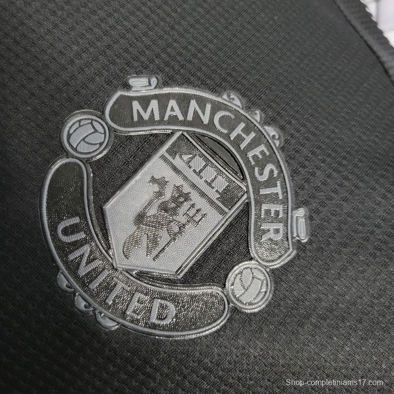 22/23 Player Edition Manchester United Black Edition