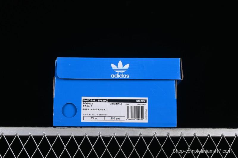 Adidas Handball Spezial Retro Casual Sneakers with Suede Upper and Gum Rubber Outsole - BD7632