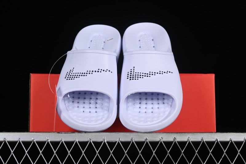 Nike Victori One Shower Slide Summer Casual Swim Beach Sandals - CZ5478-100