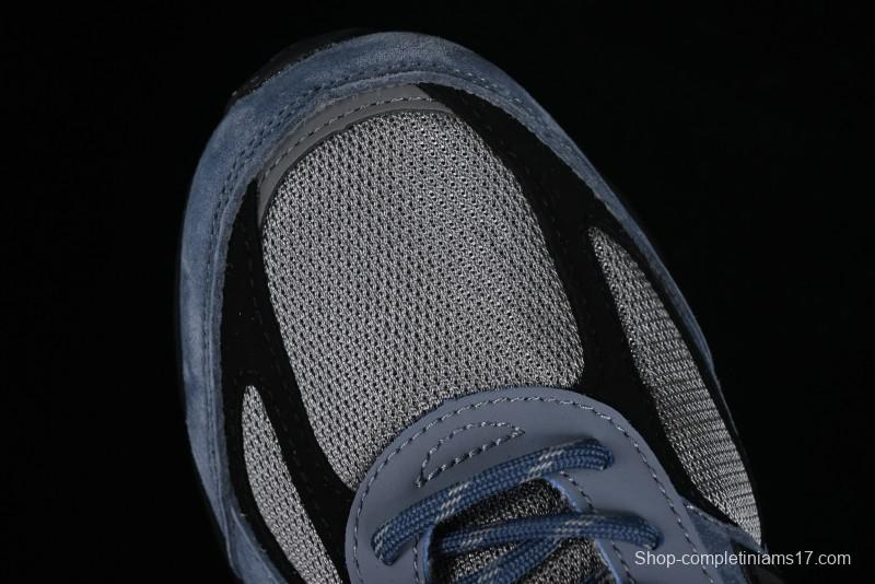 New Balance 990 Series Premium USA-Made Retro Running Shoes with Carbon Midsole - U990BB4