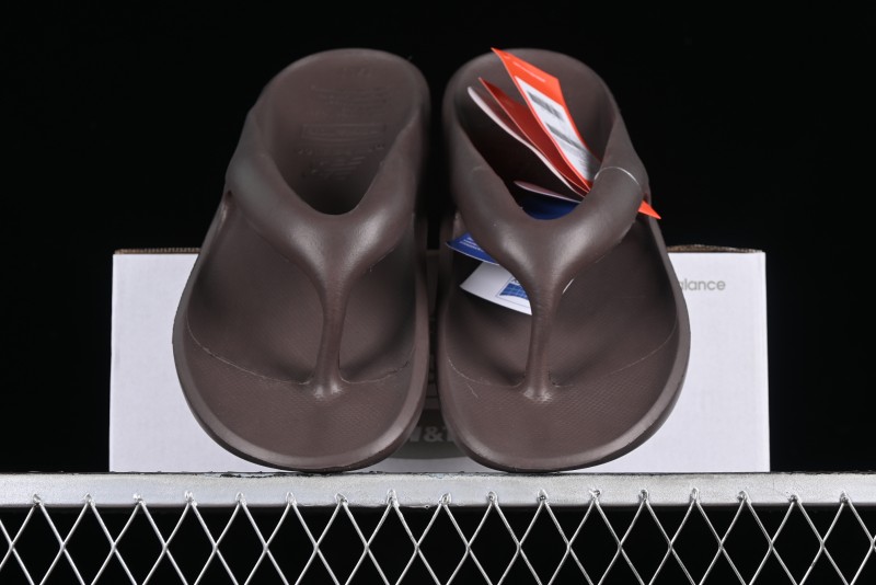New Balance NB x TAW&TOE Co-branded Brown Ultra-Soft Cloud Cushion Beach Sandals Flip Flops - SD5601GMU