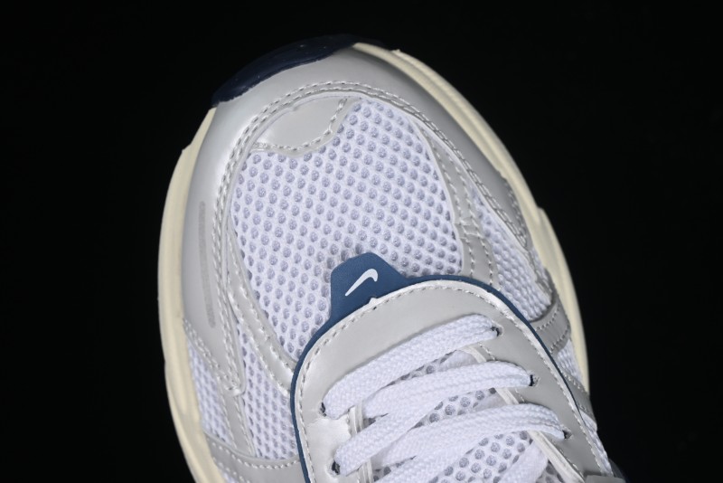Nike Runtekk V2K Retro Low-Top Running Shoes with Cushlon Midsole - FD0736-102