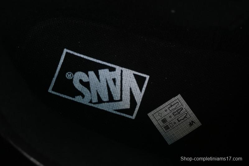 Vans Classics Knu Skool Chunky Tongue Retro Skate Shoes - VN000CRPGRN