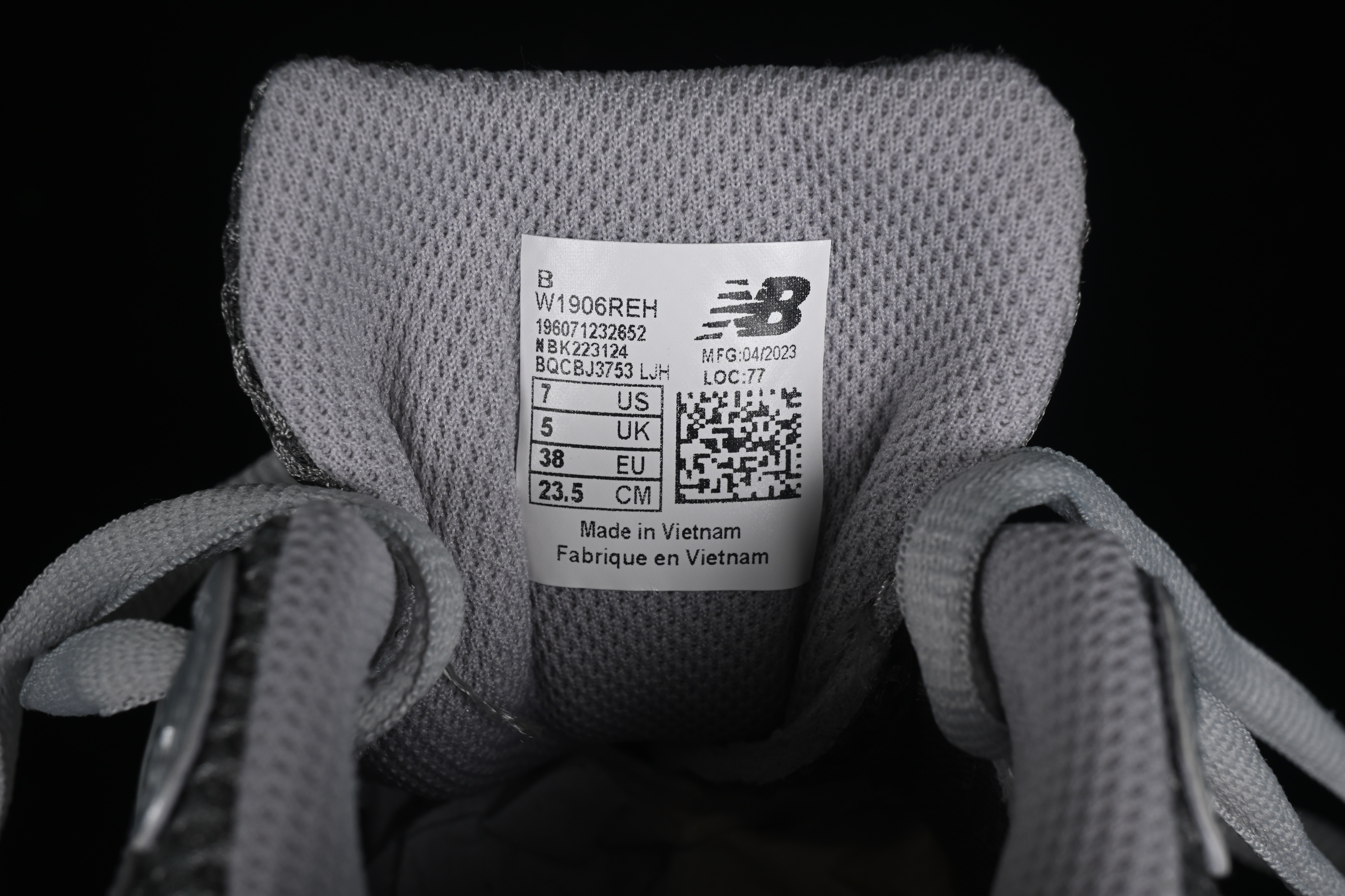 New Balance 1906 Series Retro Dad Style Casual Running Shoes - W1906REH