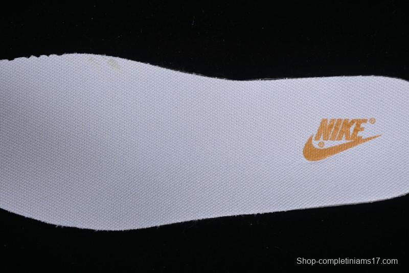 Supreme x Nike SB Dunk Low Anniversary Edition - XH0923-339