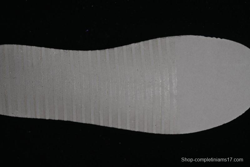 Nike Dunk Low "Mars Stone" Witch Puppet Themed SB Lace-Up Low-Top Casual Sneakers in Black/Mocha Brown - DR9704-200