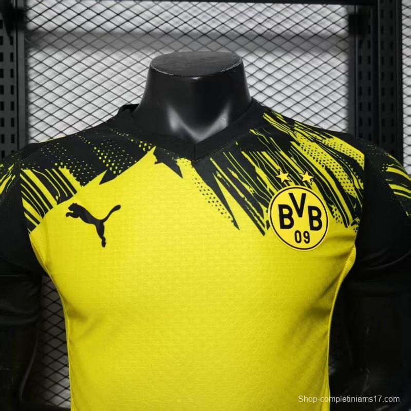 Player Version 25/26 Borussia Dortmund Home Yellow with Black Brush Stroke Jersey