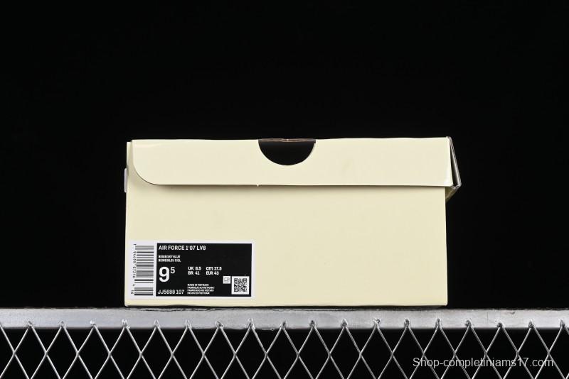 Nike SB Dunk Low Supreme Collaboration - Ice Blue Engraving Anniversary Customized Low-Top Casual Skate Shoes - JJ5688-107