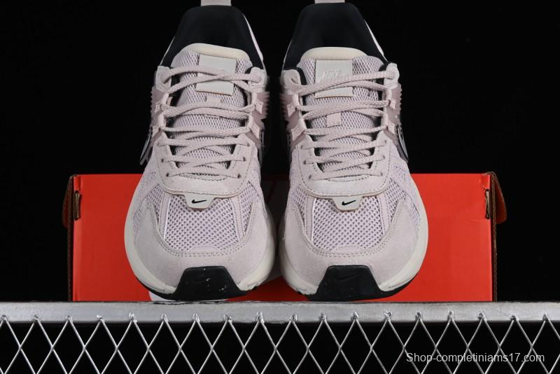 Nike Runtekk Run V2K Low-Top Retro Running Shoes with Cushlon Midsole and Anti-Slip Design - FN6703-001