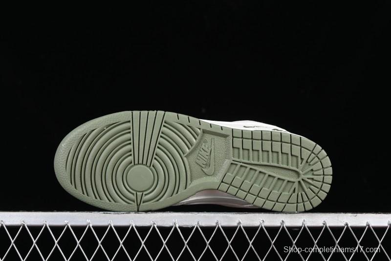 Nike SB Dunk Low Collaboration Triple Swoosh Military Green Colorway Low-Top Casual Skateboarding Shoes - NK5639-323