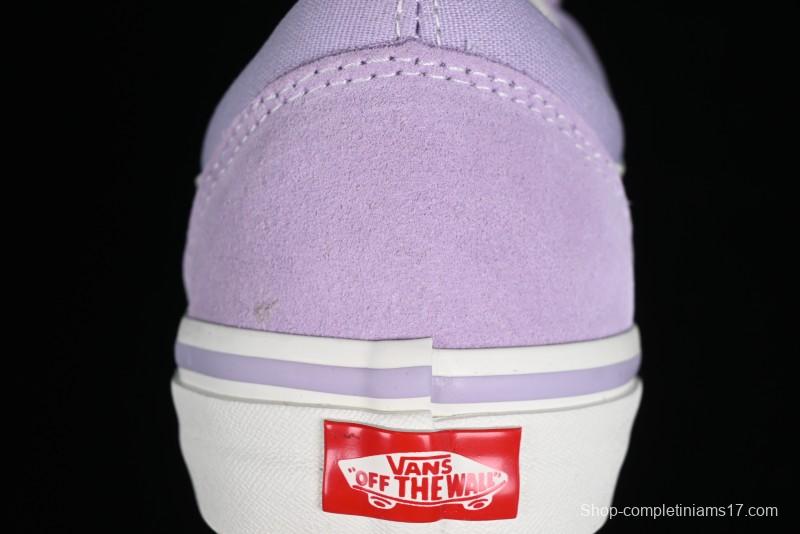 Vans Old Skool Reissue 136 Classic Low-Top Skate Shoes with Detachable Cushioned Insole and Crescent Toe Design - VN000MT6E3N