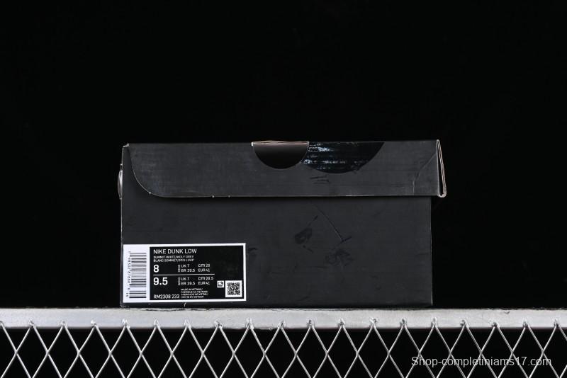 Nike Supreme x Nike SB Dunk Low Casual Skate Shoes in Beige Grey - RM2308-233