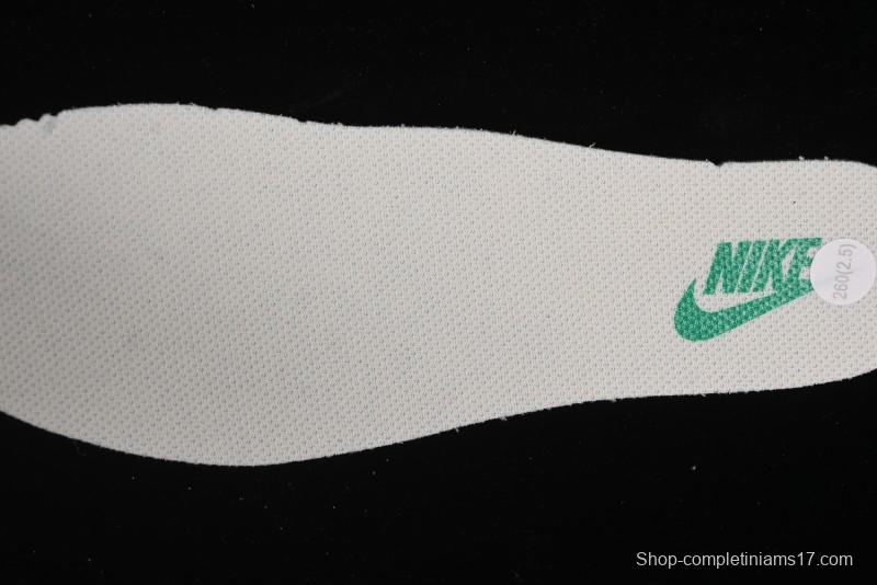 Nike Classic Cortez Leather Retro Running Shoes - DM4044-104