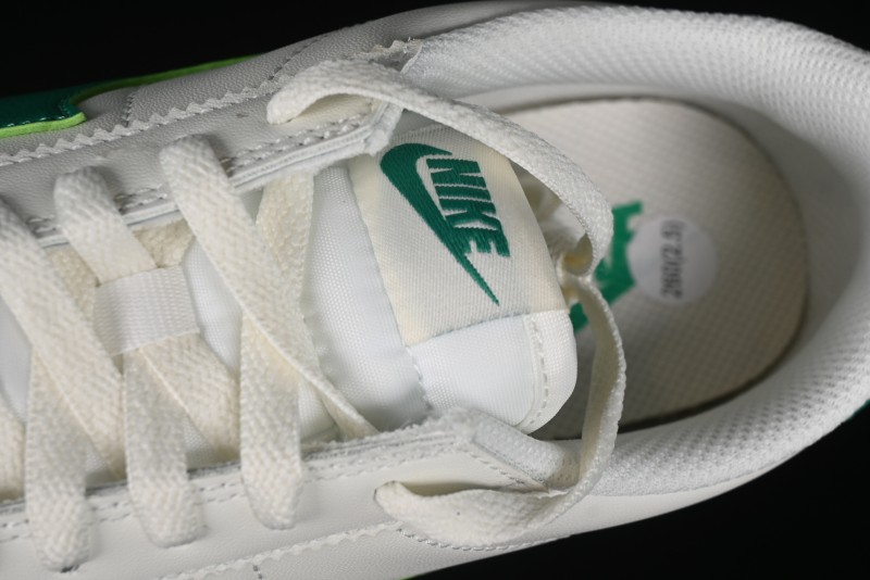 Nike Classic Cortez Leather Retro Running Shoes - DM4044-104