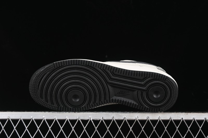 Nike Air Force 1 '07 Low QR Code Black Star Sneakers - CU1836-962