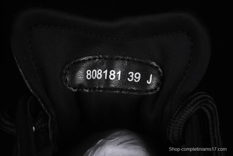 Alexander McQueen Flexion Retro Sneakers in Black with Diamond Grain Calfskin - 8.F6