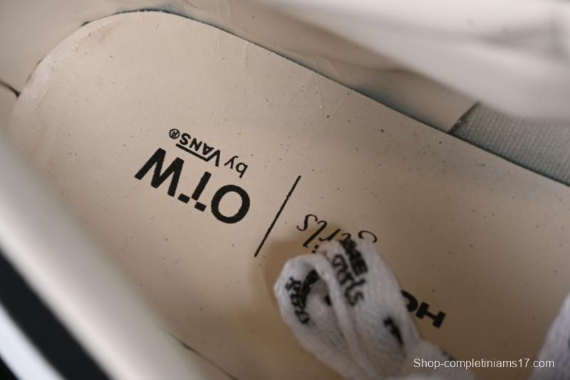 Vans HommeGirls x Vans Sk8-Mid Fashion Casual Mid-Top Canvas Sneakers with Bold Side Stripes - VN000NBNCJK