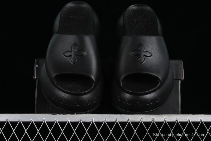 SMFK COMPASS Embossed One-Word Platform Slides - E9066