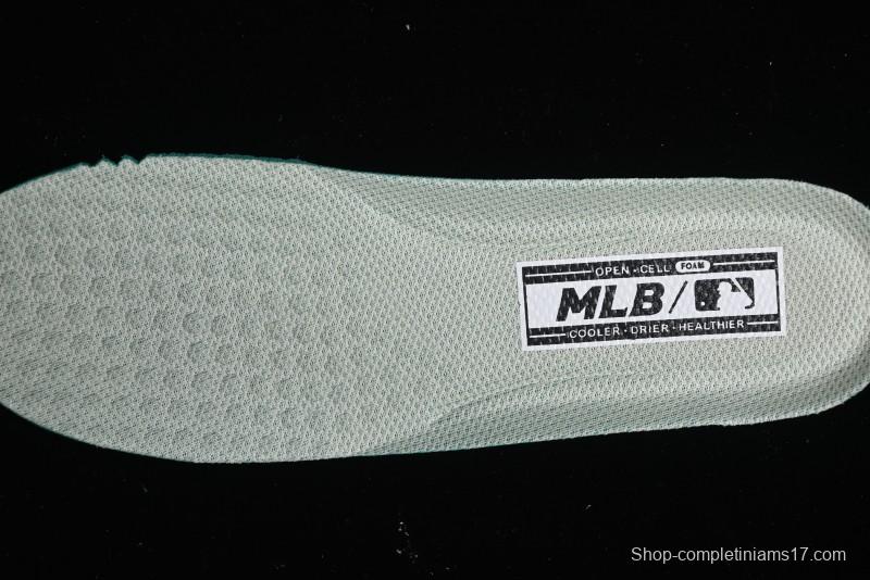 MLB Chunky Liner New York Yankees Lightweight Platform Sneakers with 6cm Height Increase - 3ASXCLB3N50IVS