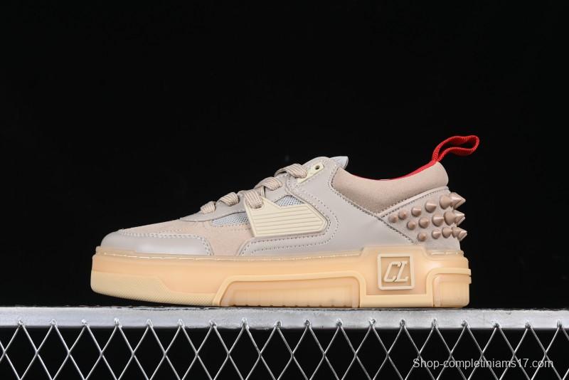 Christian Louboutin Funnyto Flat Comfortable Fashion Low Top Sneakers in Taupe - X.D4