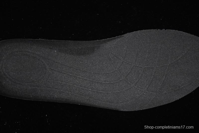 Golden Goose Marathon Silver Comfortable Low-Top Lifestyle Sneakers - X.E5