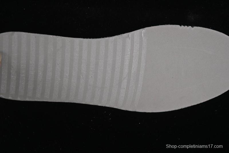 Nike SB Dunk Low Gucci Collaboration Black White Lettering Anniversary High-End Custom Low-Top Casual Skate Shoes - DJ2024-098