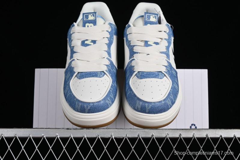 MLB Chunky Liner Basic Height Increasing Platform Sneakers with 6cm Inner Lift - 3ASXCLD4N50BLS