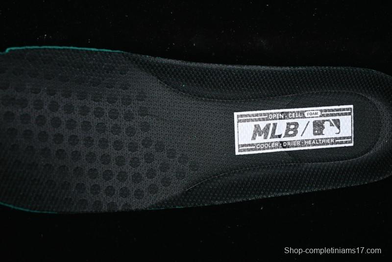 NY Yankees Black & Yellow Sneakers - Bold Logo Streetwear Shoes