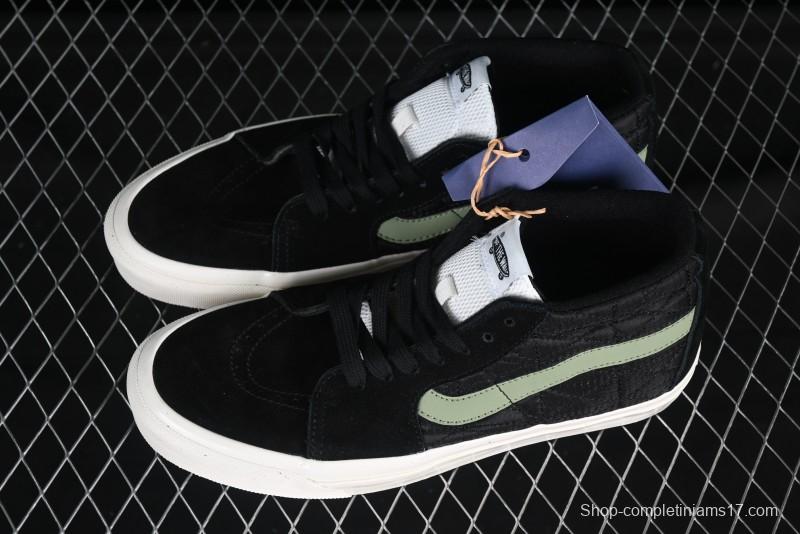 Vans Premium Sk8-Mid Retro Casual Mid-Top Skate Shoes with Checkerboard Design - VN000CQQBLK