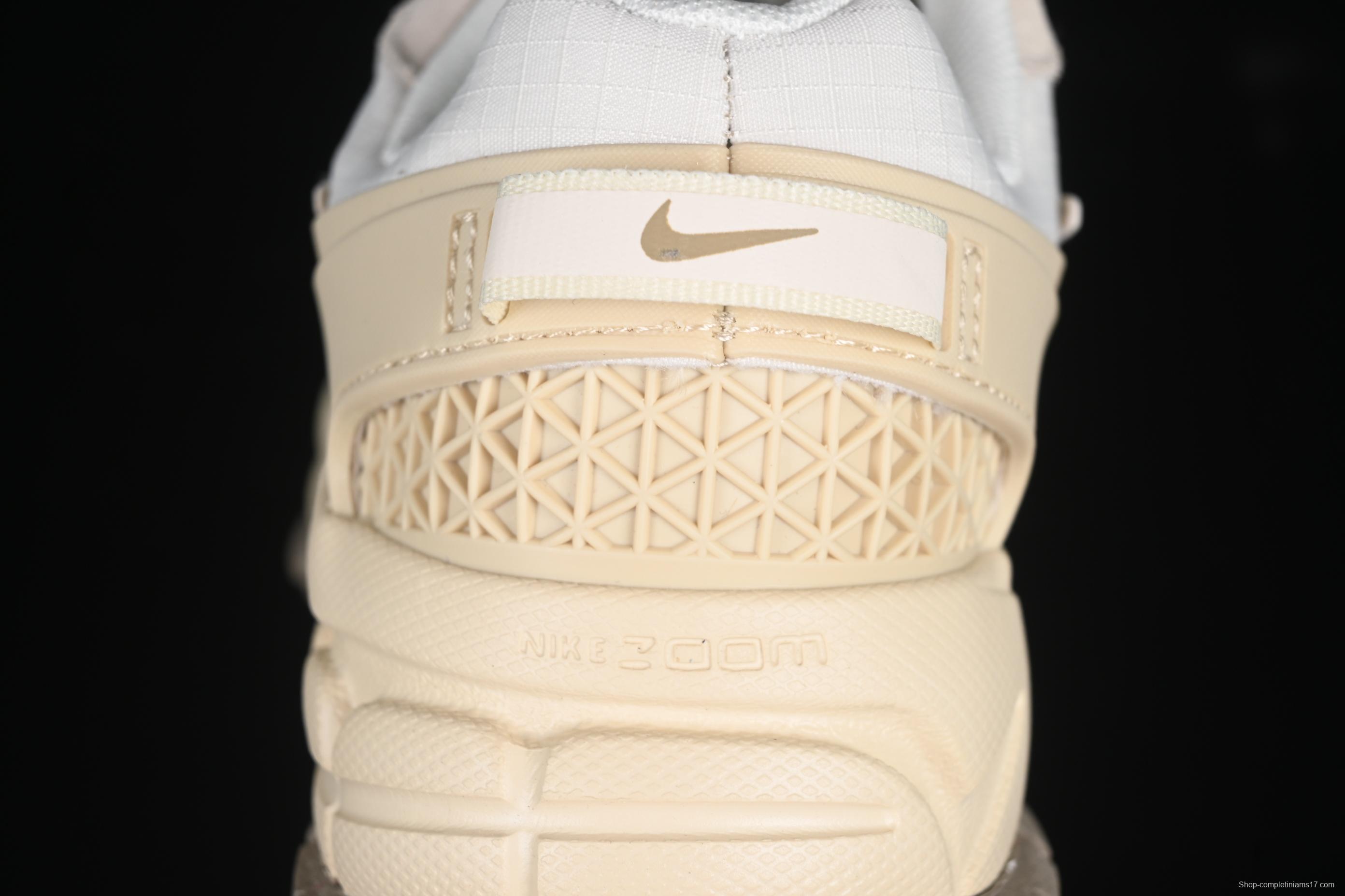 Nike Zoom Vomero 5 Retro Marathon Casual Running Shoes with Thick Sole and Height Increasing Design - FV2295-101