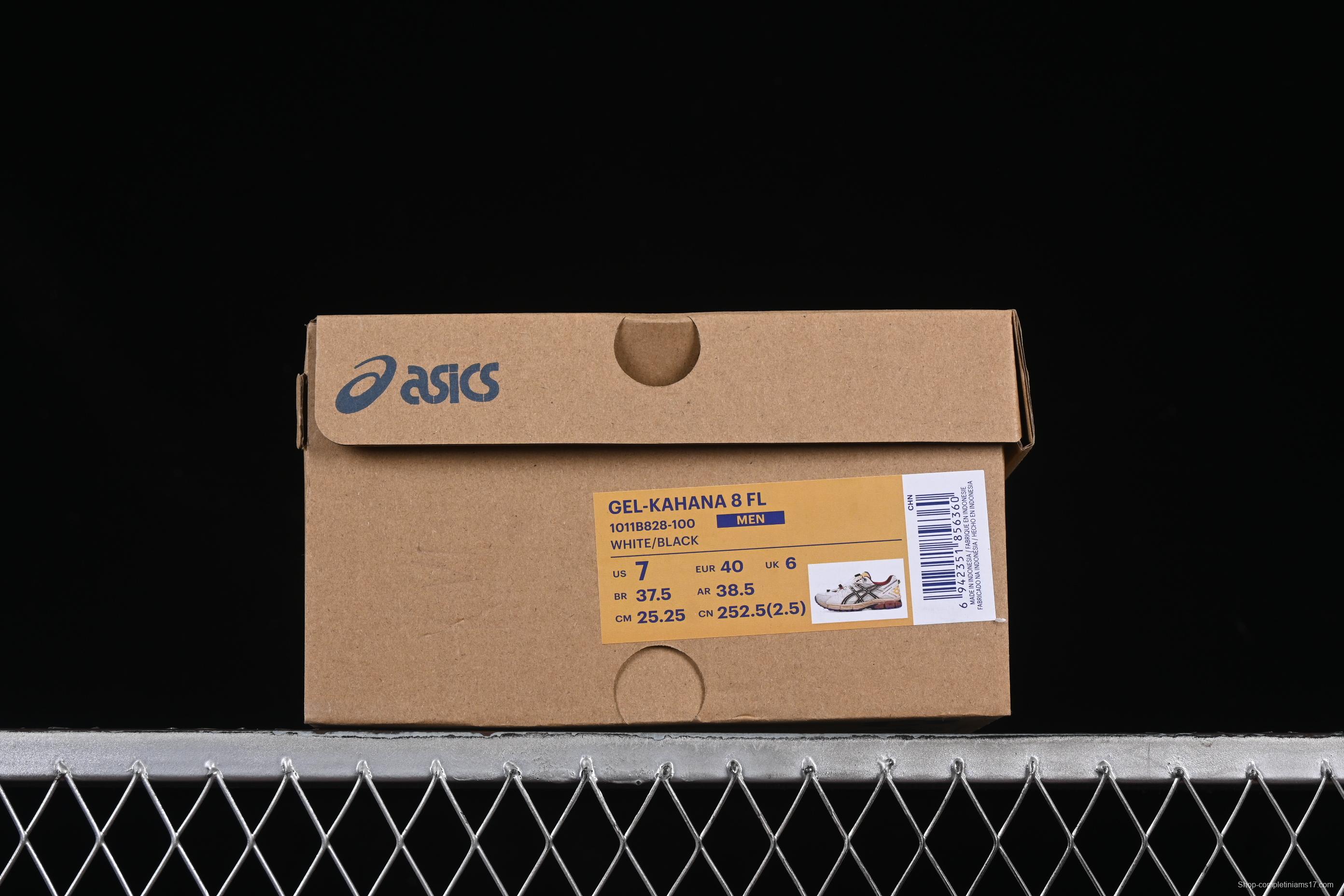 Asics Gel-Kahana 8 FL Retro Casual Running Shoes - 1011B828-100