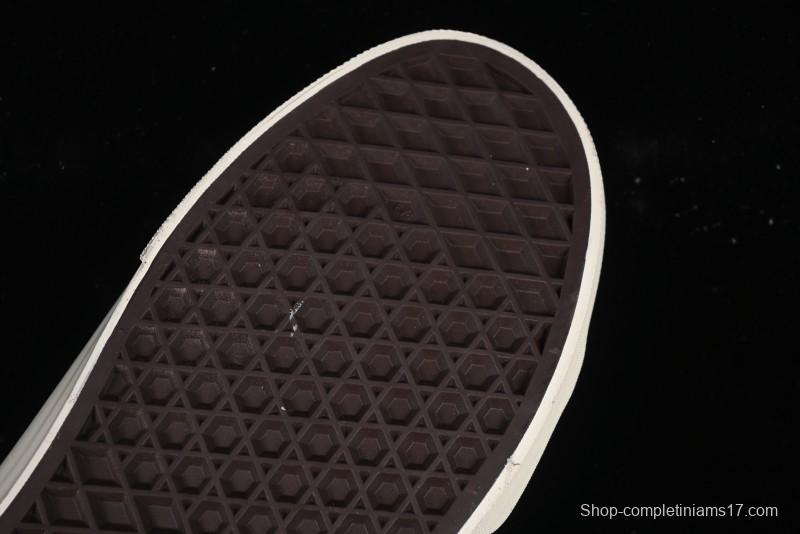 Vans Old Skool 36 Low-Top Retro Skate Shoes - VN000D57FRS