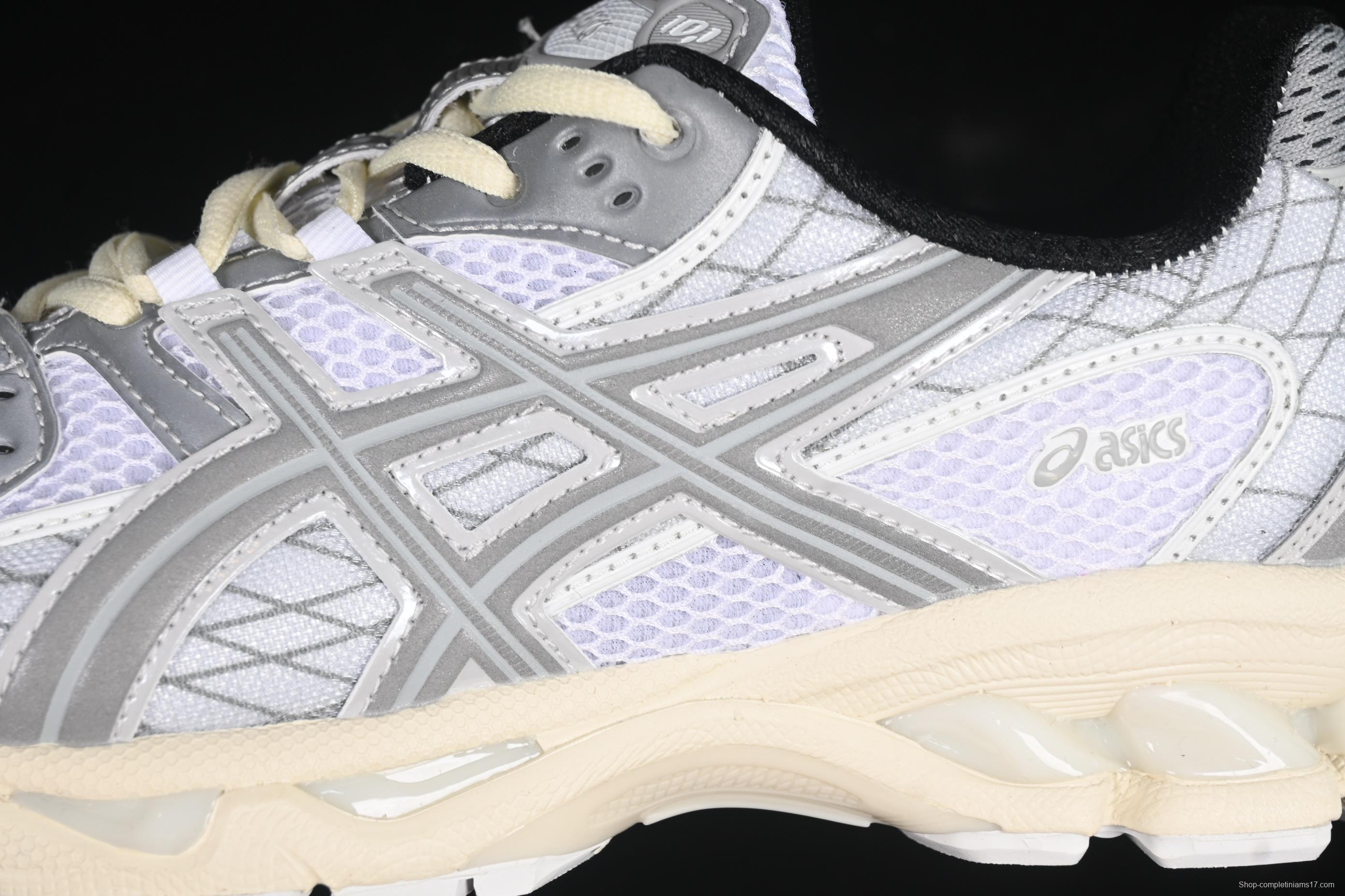 Asics Gel-Nimbus 10.1 Retro Breathable Casual Shoes with Cushioning for Men - 1203A673-100