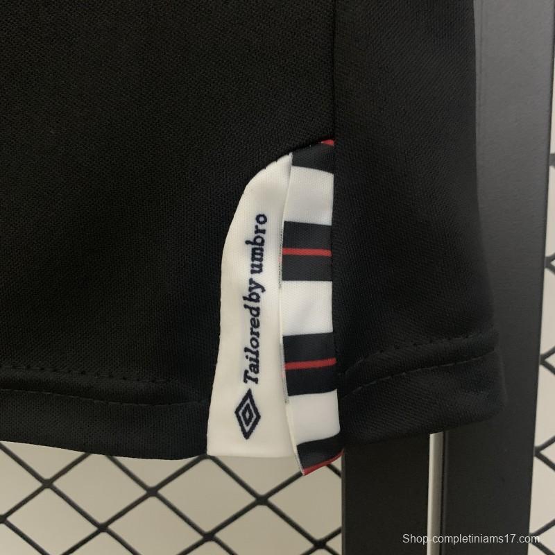 2011 Retro Colo Colo Away