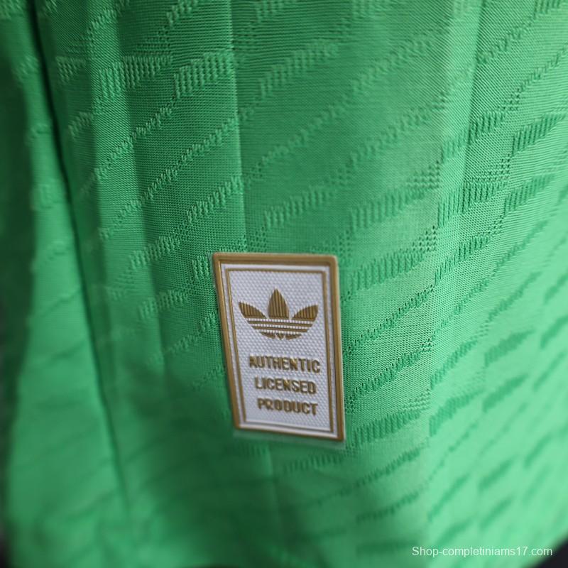 Player Version 25/26 Manchester United Green Goalkeeper Jersey