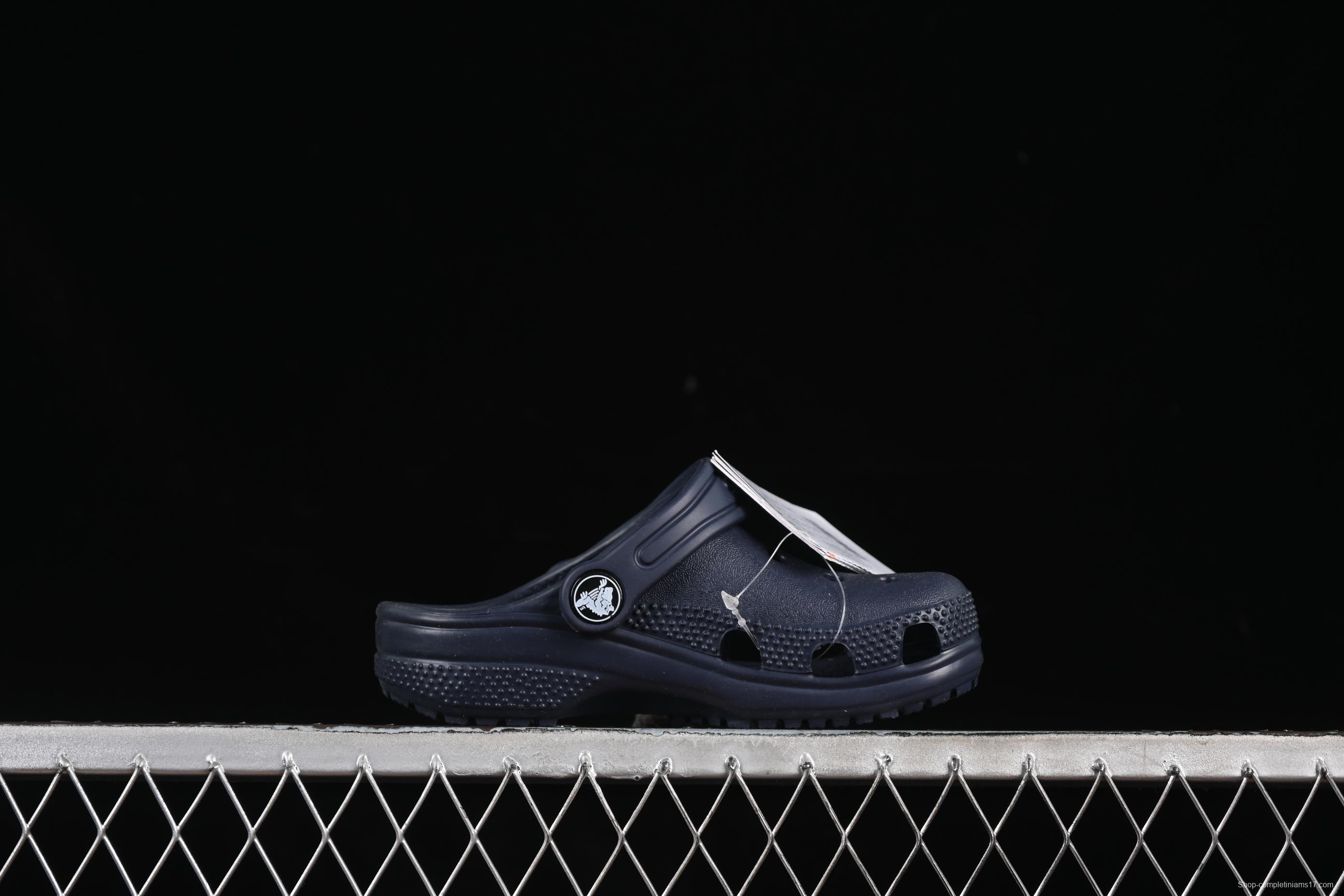 Crocs Classic Clog Kids Breathable Lightweight Slip-Resistant Water Shoes - Classic