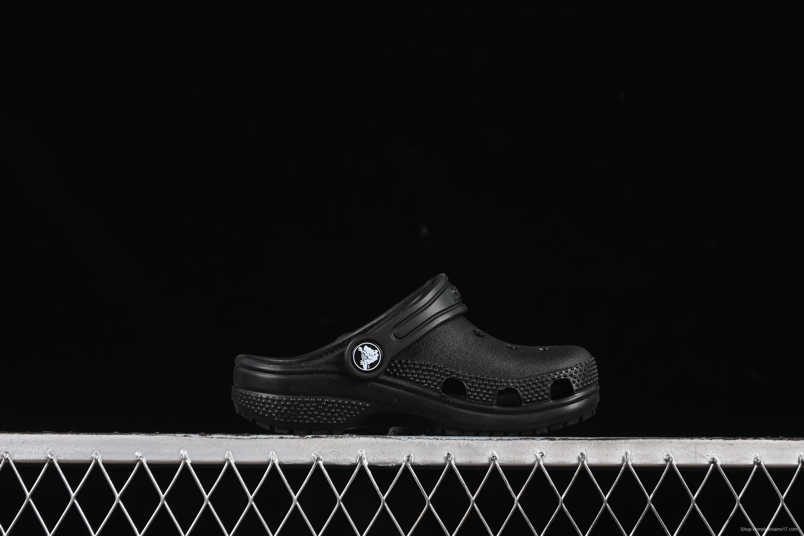 Crocs Classic Clog Kids Lightweight Slip-Resistant Comfortable Water Shoes - Classic Clog