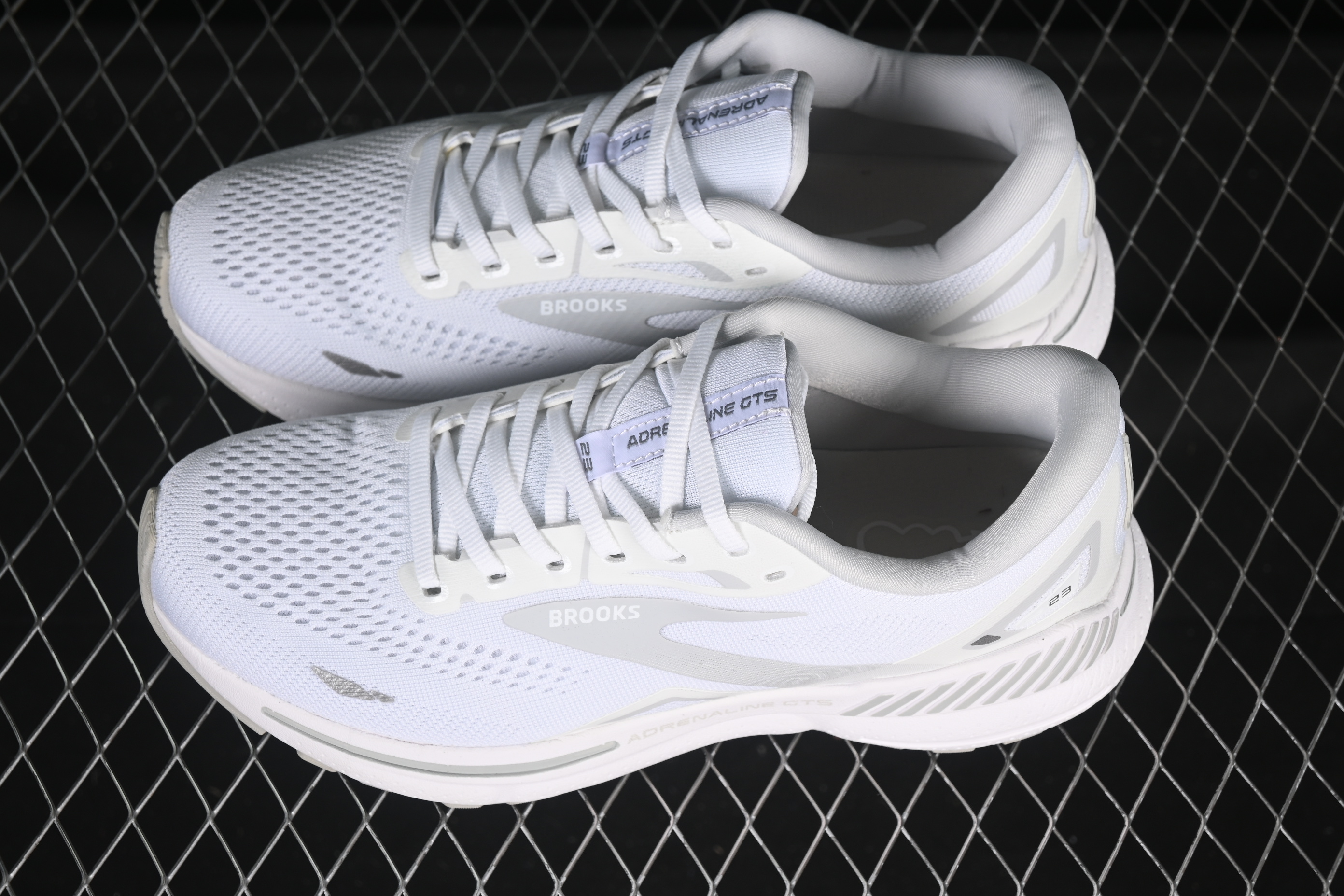 Brooks Adrenaline GTS 23 Running Shoes with Enhanced Support and Breathable Mesh - 1203811B104