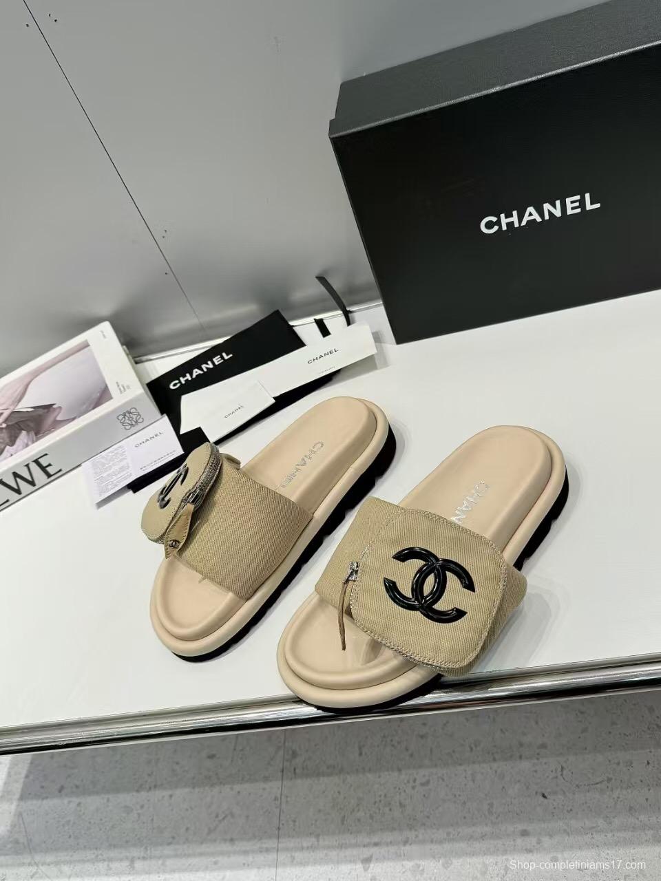2025 Slippers Chanel Beige Canvas Slippers
