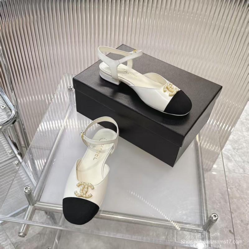 2025 Women Chanel White Black Leather Slingback Flats