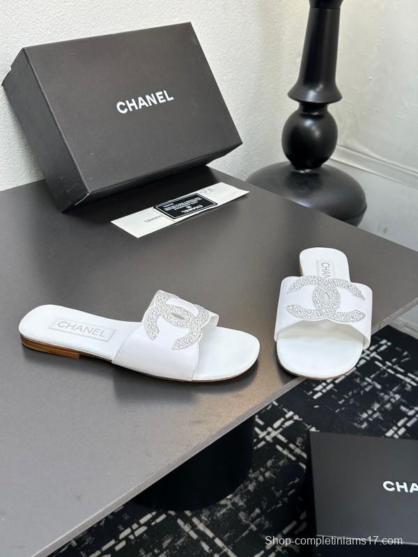 2025 Women Chanel White Leather Slippers
