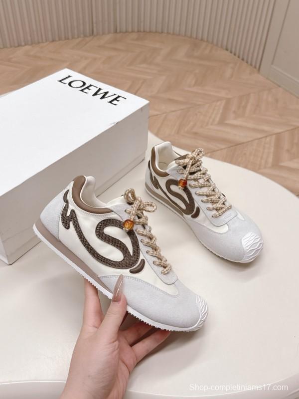 2025 Unisex Loewe Cream Suede Casual Sneaker With Embroidered Detailing KFY00300