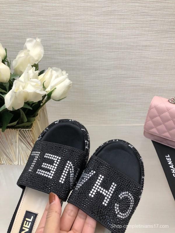 2025 Slippers Chanel Black Fabric Slippers