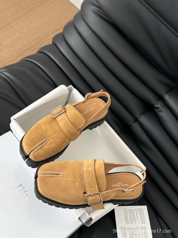 2025 Women MM6 Tan Suede Slingback Split-toe Shoes KFY00310