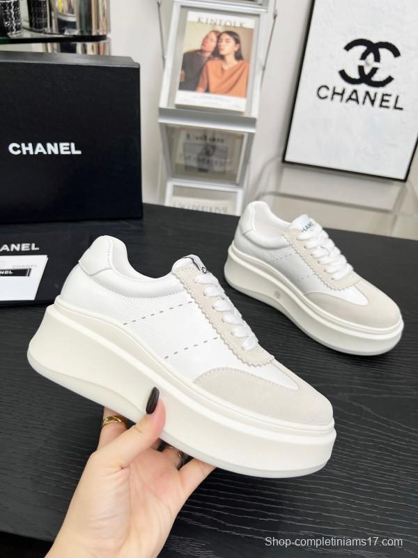 2025 Women Chanel White Beige Leather Suede Sneakers LY00290