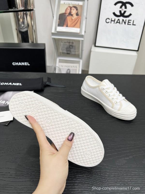 2025 Women Chanel White Canvas Casual Sneakers LY00230