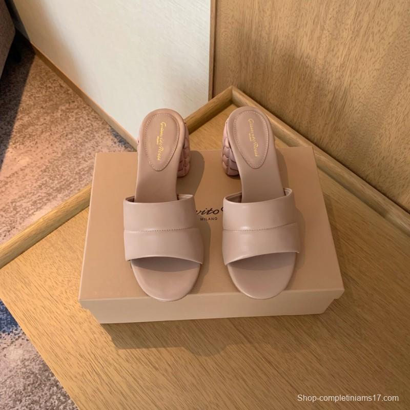 2025 Women Gianvito Rossi Beige Leather Slippers KFY00260
