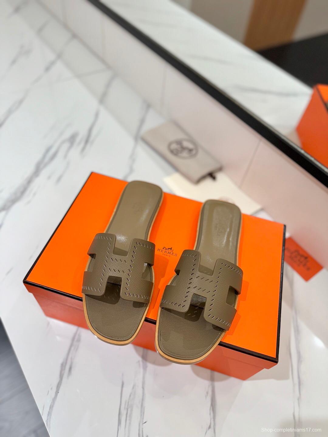 2025 Women Hermès Khaki Leather Slippers