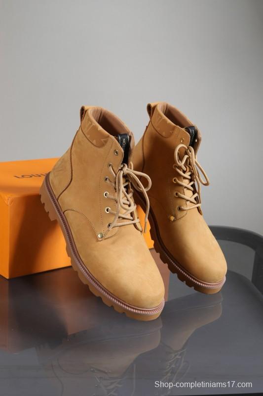 2024 Men Louis Vuitton Beige Nubuck Leather Ankle Boots MJ00470