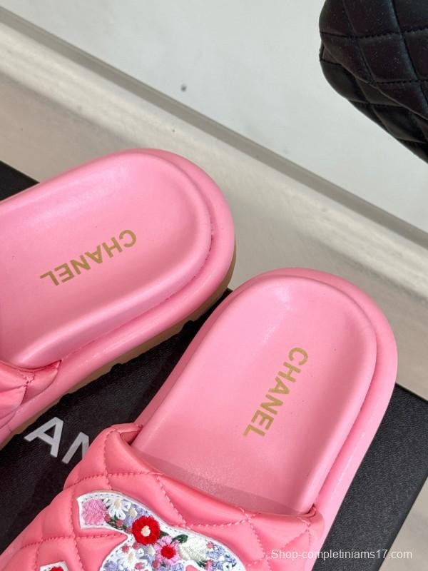 2025 CHANEL Pink Quilted Leather Slippers KFY00260